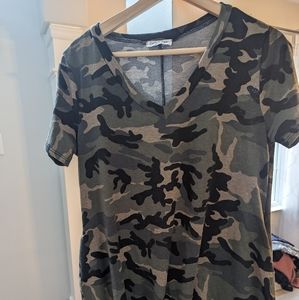 Cream n Sugar, Women's camo dress, size large, mid thigh